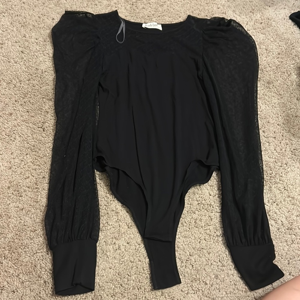 Long sleeve body suit